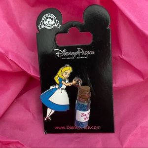 Disney Alice in Wonderland Pin